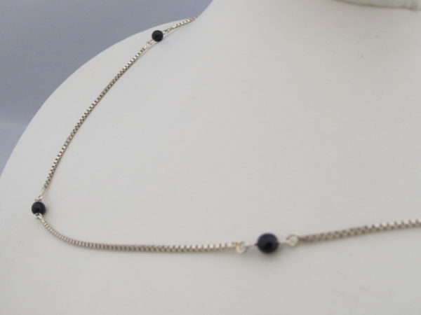 Zilveren Collier Ketting met 6 Onyx Kralen 398-Z
