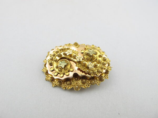 14 karaat antiek gouden Broche Streeksieraad G-600