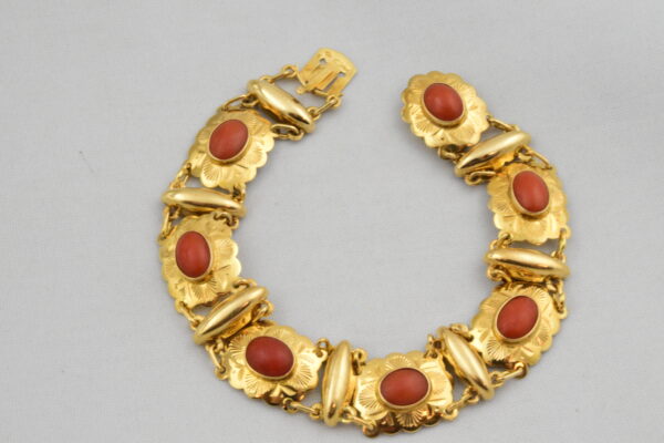14 karaat antiek gouden armband met bloedkoraal 1443-G